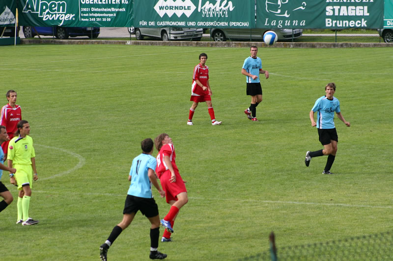 gal/Stadtturnier2007 - Spiel um Platz3 gegen Ahrntal/2007-08-12 SVR gg. SSV Ahrntal beim Stadtrurnier 076.jpg